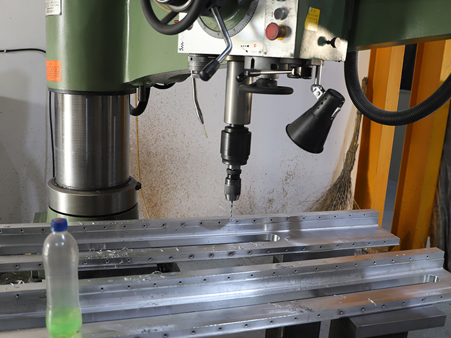 龍(lóng)門銑床(chuang)加工